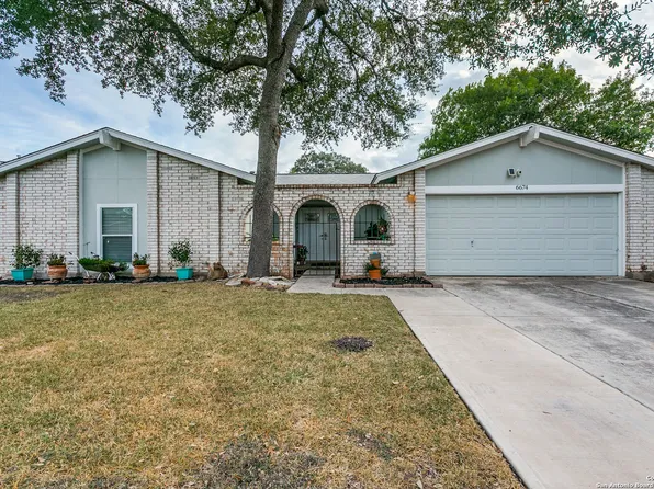 6674 country field, San Antonio, TX 78240