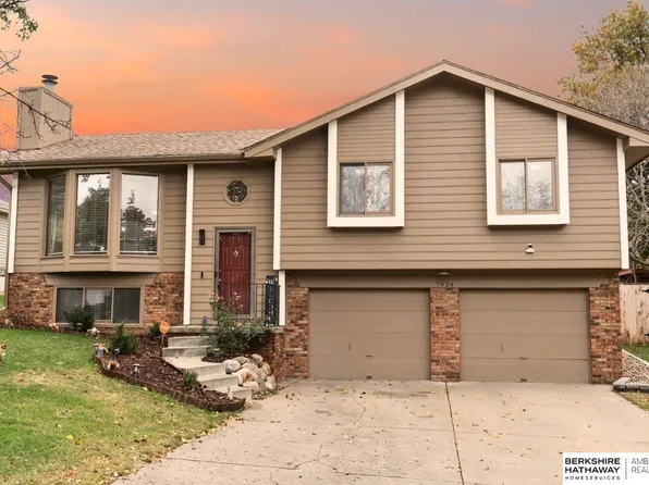 7824 S 70th St, La Vista, NE 68128