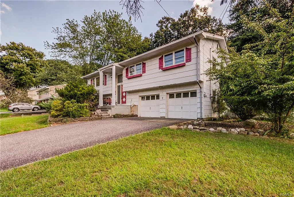 7 Glenwood Dr photo 1