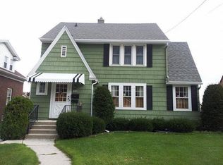 1629 S 10th St, Manitowoc, WI 54220