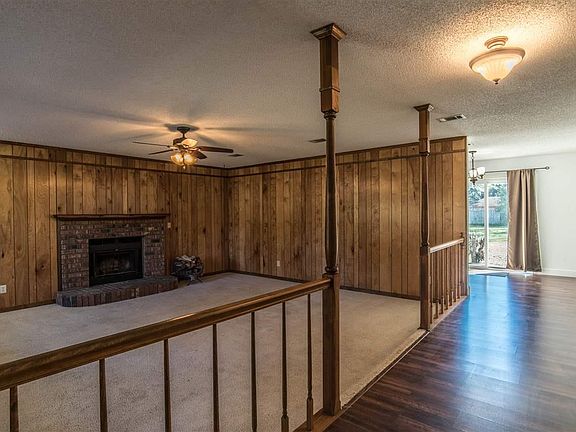 4th image of 2705 Nandora Ave