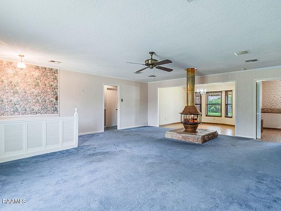 5th image of 317 Vital St