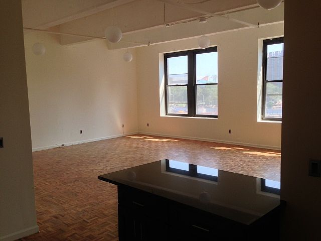 1st image of 91 Halsey St APT 401