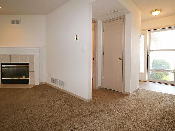 4th image of 103 Cambridge Meadows Cir