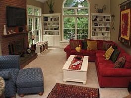 2nd image of 516 Sir Charles Way