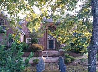 9555 Plantation Lake Rd, Collierville, TN 38017