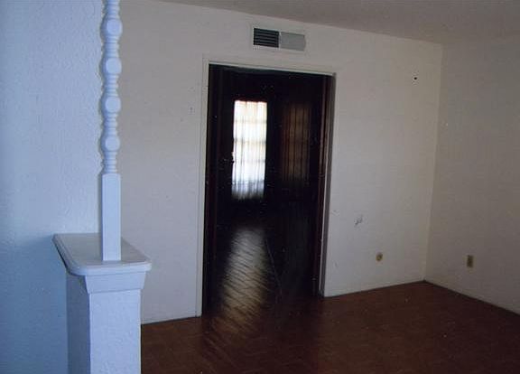 2nd image of 10628 Cardigan Dr