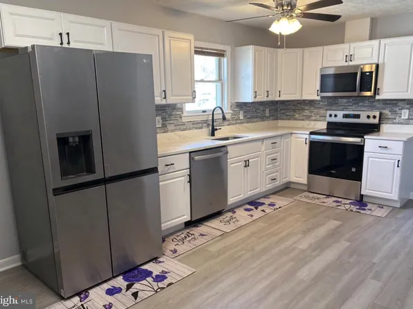 312 SW Pershing Ave, Glen Burnie, MD 21061