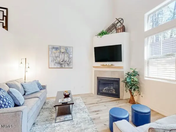 2437 W Mission Timber Cir, Flagstaff, AZ 86001