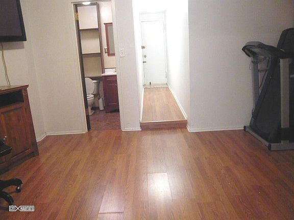 5th image of 7 W 107th St #1A
