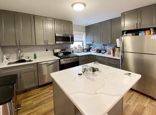 25-20 48th St #2FA, Astoria, NY 11103