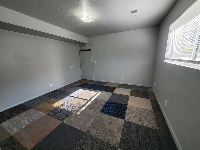 4015 Hamilton St — Photo 4
