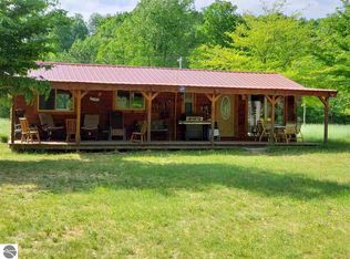 8881 N Hodenpyle Dam Rd, Mesick, MI 49668