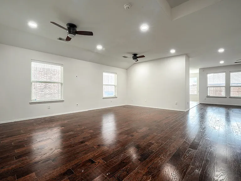 616 Smokebrush St — Photo 18