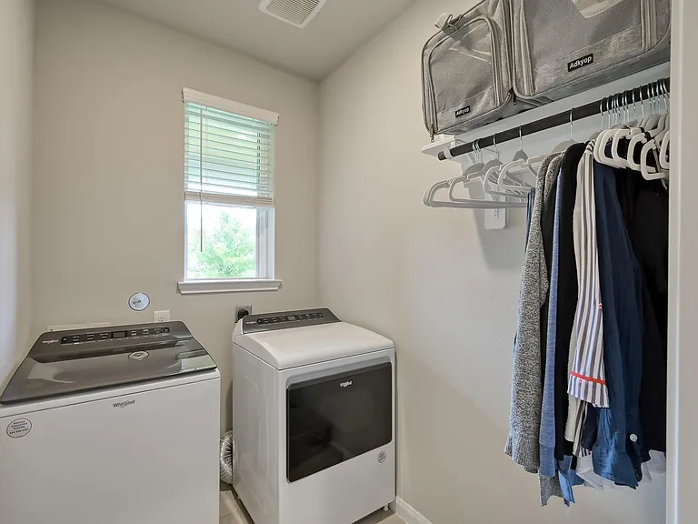 7099 Silverleaf Oak St — Photo 20