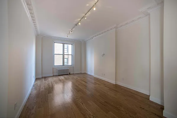 Rented by Rachel Realty | media 54