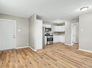 329 Eichelberger St, Saint Louis, MO 63111