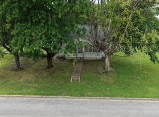 302 N Washington St, Dale, IN 47523