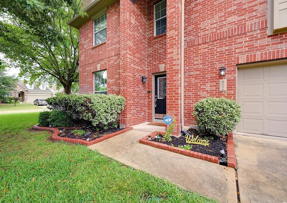 1st image of 859 Bottle Brush Dr