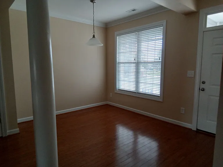 175 Old Murdoch Rd #106 — Photo 4