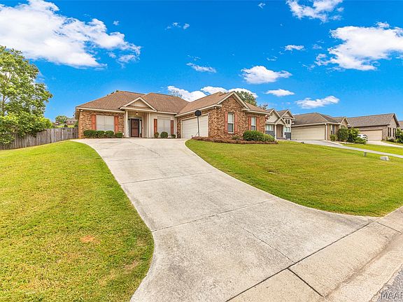 2nd image of 275 Ridgeview Dr
