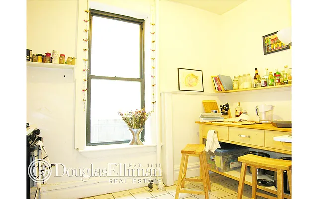 Rented by Douglas Elliman | media 23