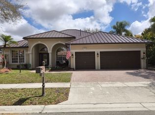2051 NW 125th Ter, Pembroke Pines, FL 33028