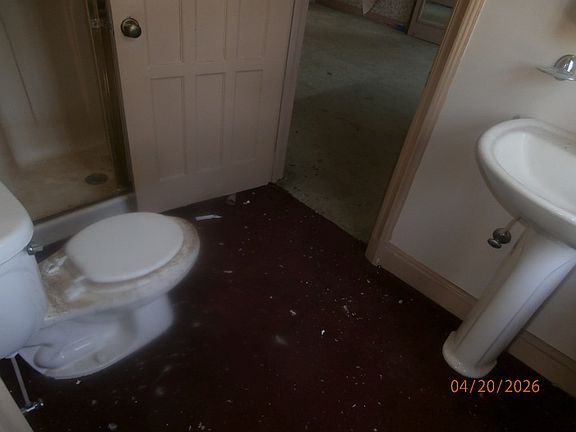 3rd image of 1107 N Jefferson St