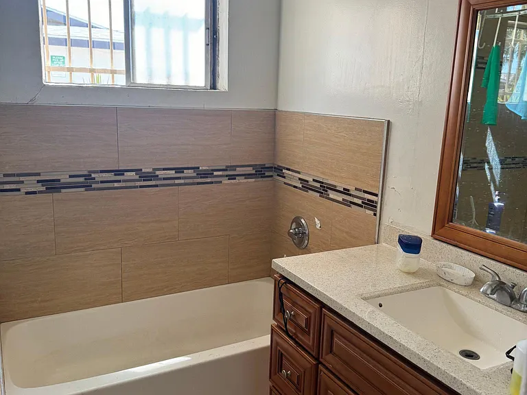 215 S Park Ln #215 — Photo 3