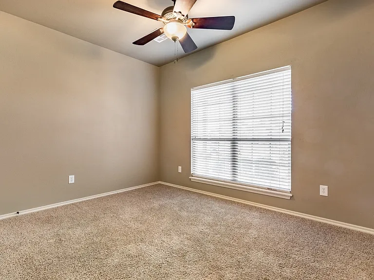 1432 Glenolde Pl — Photo 11