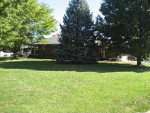 3rd image of 777 Anita Ln