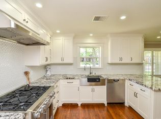 7811 Locke Ln, Houston, TX 77063