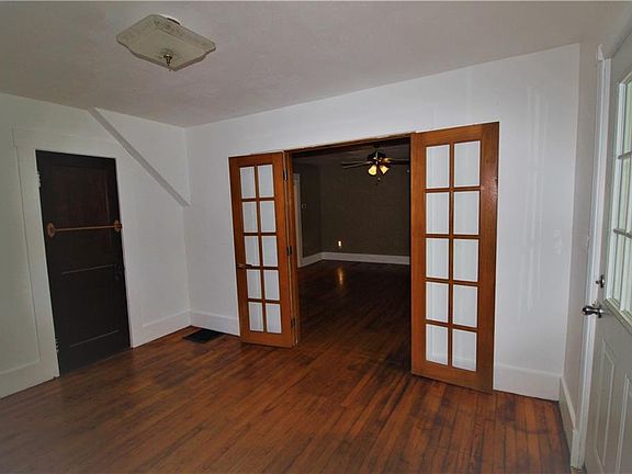 3rd image of 2736 W Genesee Tpke