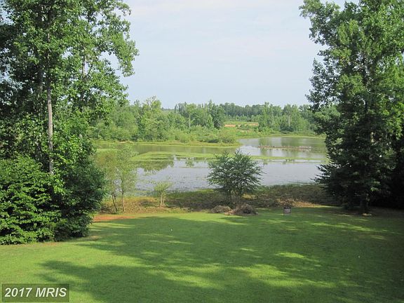 5th image of 435 Fisher Dr
