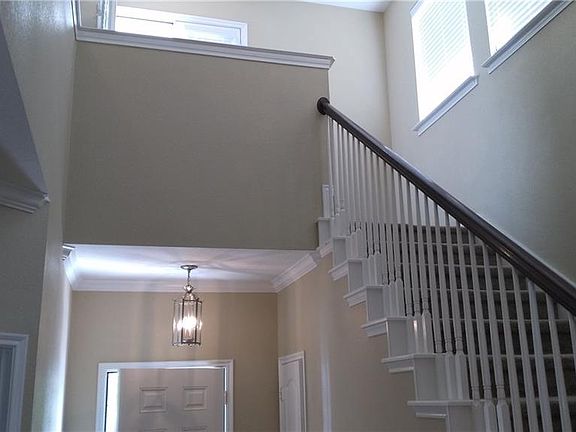 5th image of 1229 Charleston Ln