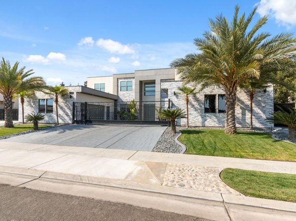 7160 W Dovewood Ln, Fresno, CA 93723
