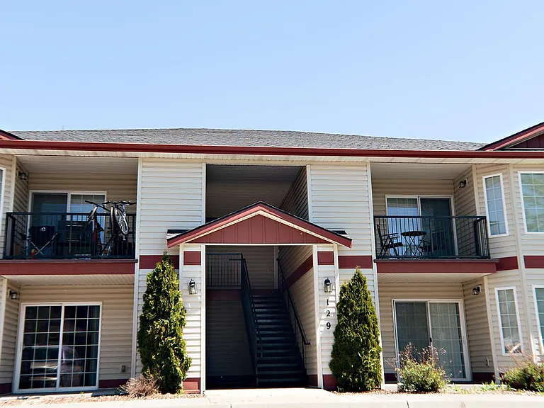144 Clubhouse Cir #201 — Photo 1