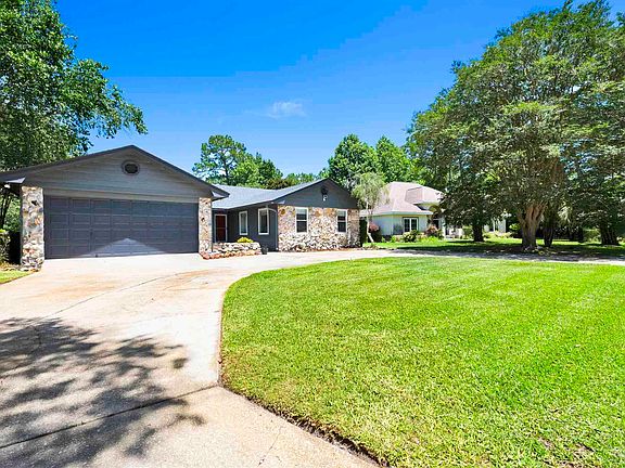 2nd image of 25 Arapaho Dr