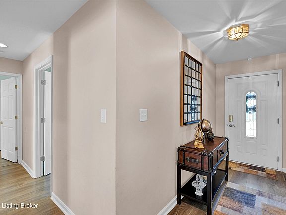 4th image of 7309 Spring Run Dr