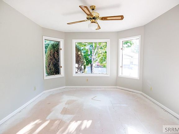 4th image of 2281 Henryanna Ave