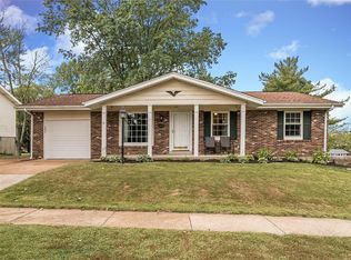 1426 Bradington Dr, Fenton, MO 63026