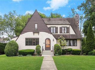 60 Tunstall Rd, Scarsdale, NY 10583