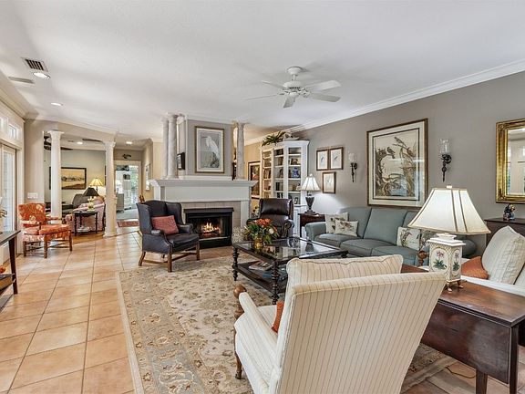 5th image of 5 Heron Oaks Ct