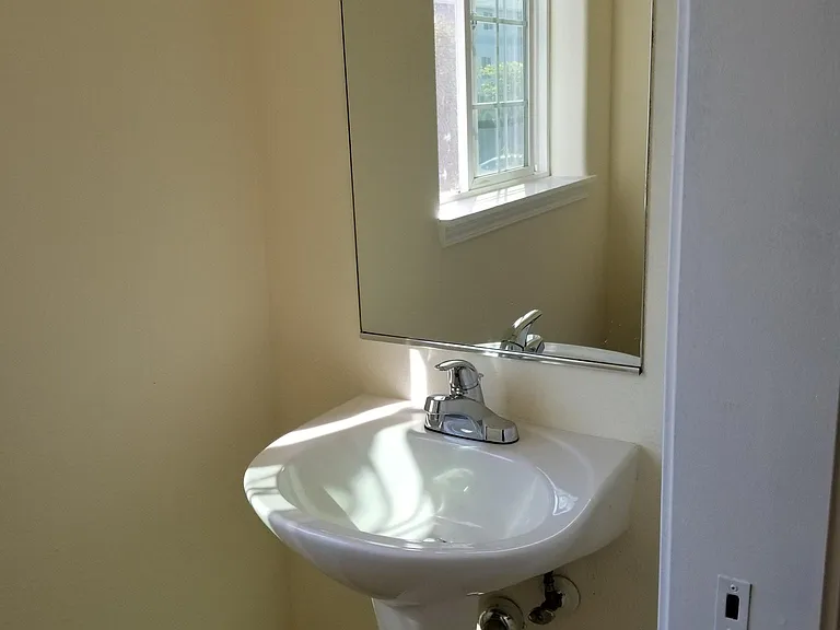 12161 SE Harold St — Photo 8