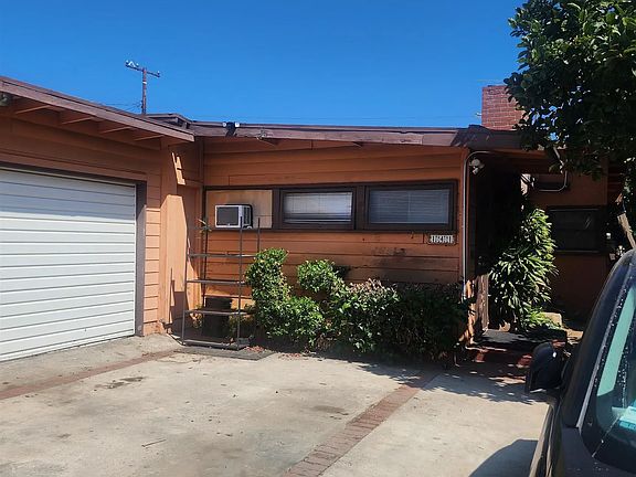 2nd image of 141 Hovey Ave