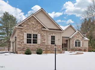 23 Legends Way, Ballston Lake, NY 12019