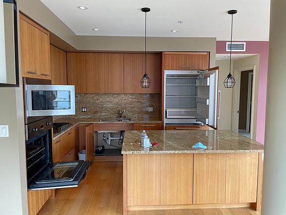 5th image of 10700 NE 4th St Unit 2510