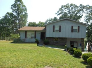 1506 N Winer Dr, Soddy Daisy, TN 37379