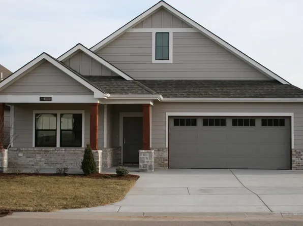 2021 W 12th St, Wichita, KS 67214