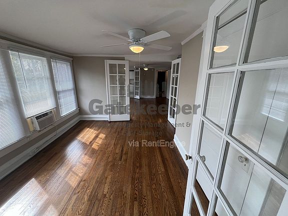 3rd image of 1802 Temple Ave Unit 3